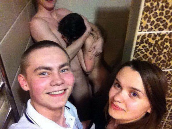 Русское Порно Группа Пьяные Вписка