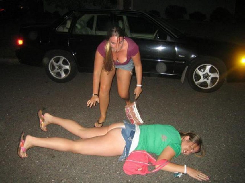 Hot Drunk Party Girls